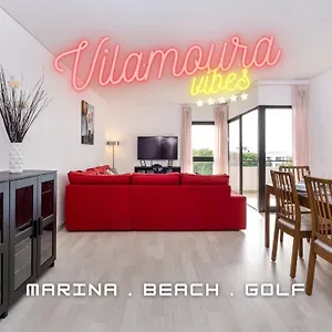 - Spacious With Swimming Pool & View , Vilamoura Portugal