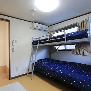 和貴ビル Apartment
